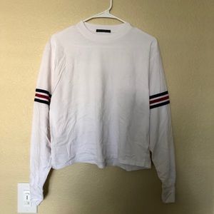 Brandy Melville Gretchen white stripe sweater